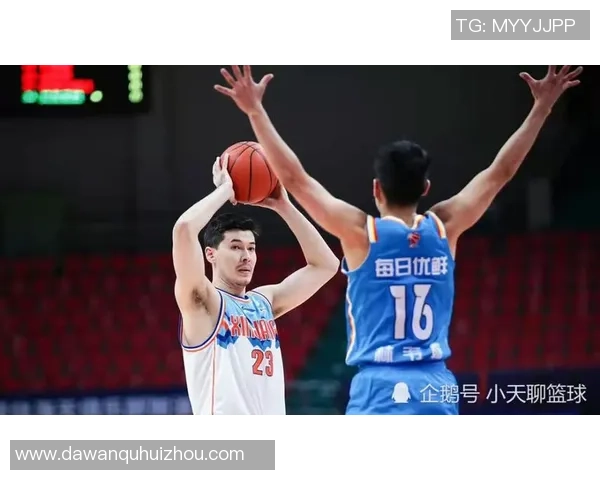 新疆与辽宁下半场激战回顾球员表现与战术分析全景展现